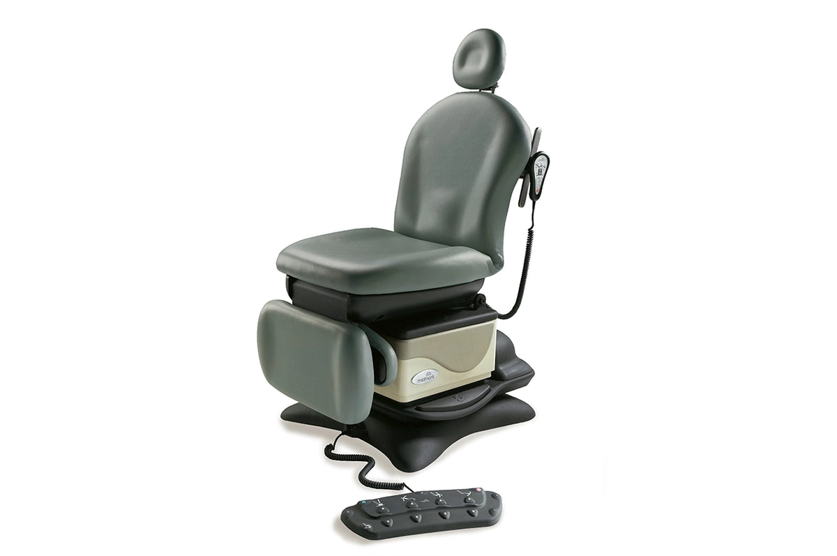 Midmark 641 Barrier-Free Procedure Chair