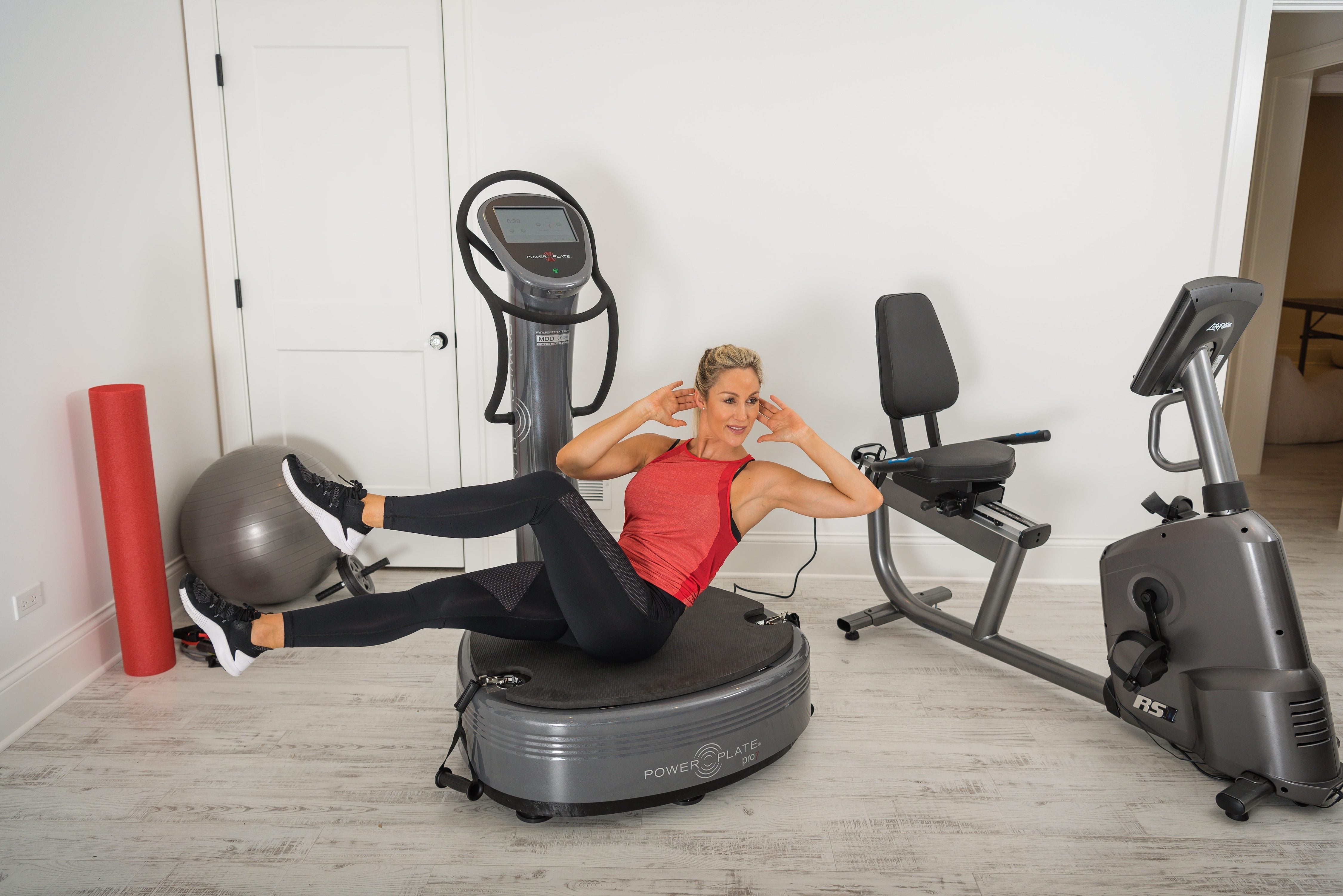 Power Plate® pro7™ - Advanced Whole Body Vibration Therapy for Enhanced Health