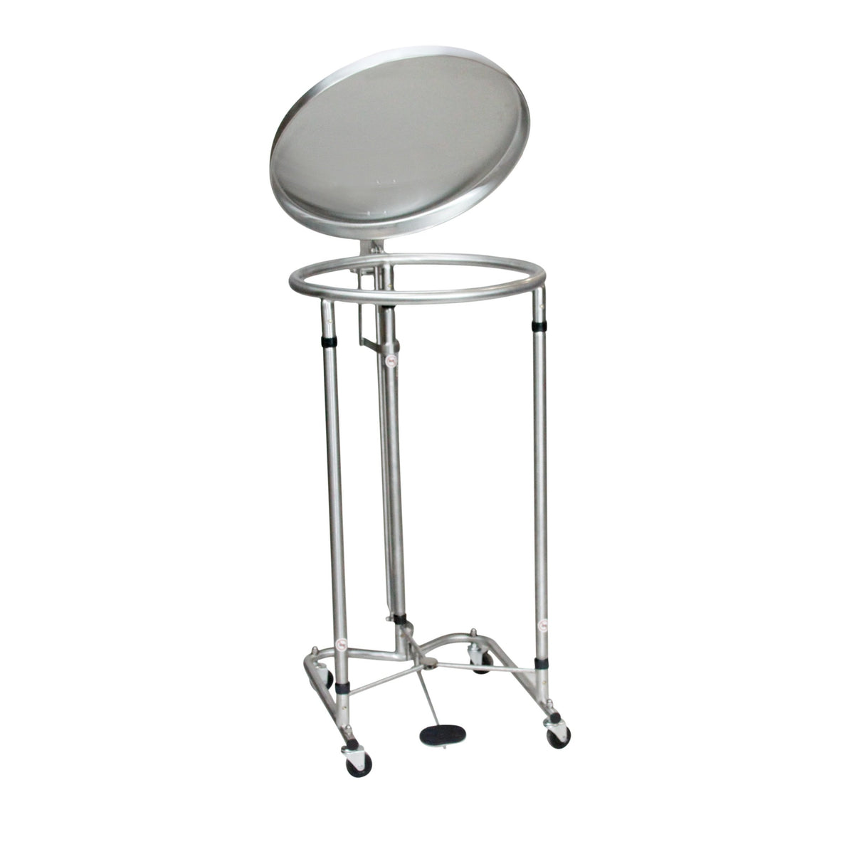 Blickman 2118 chrome covered hamper