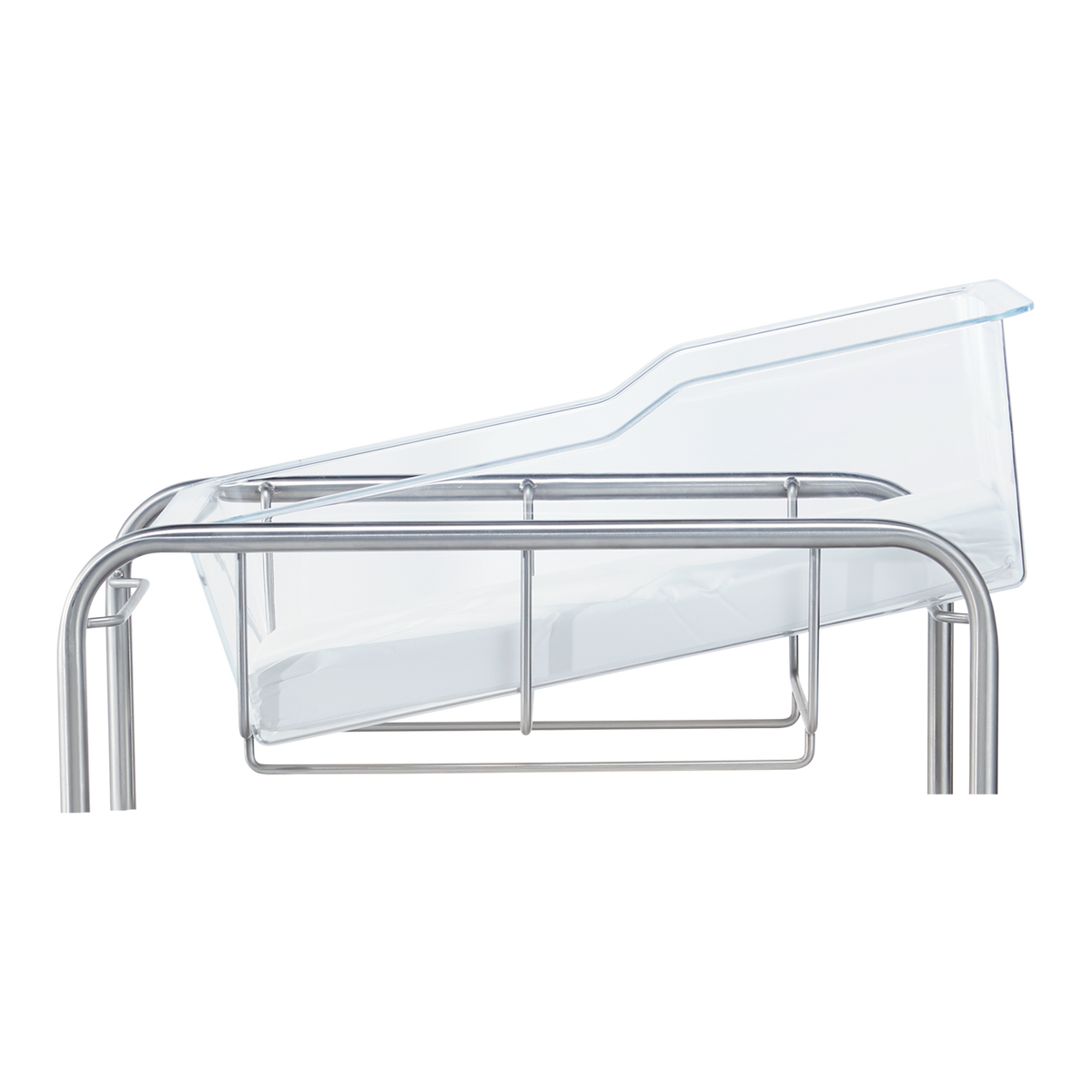 Blickman bassinet in Trendelenburg position