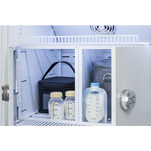 MOMCUBE locking compartment detail