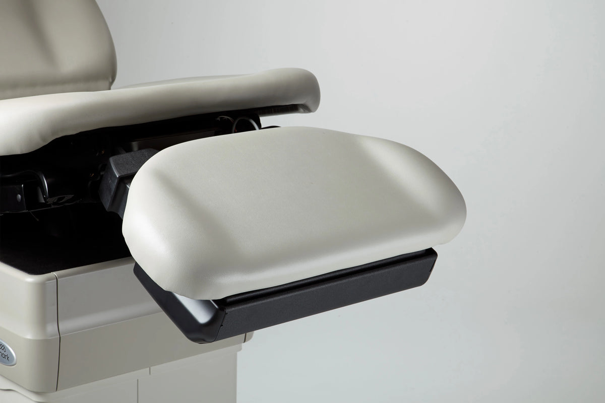 Midmark 630 HUMANFORM Procedure Chair